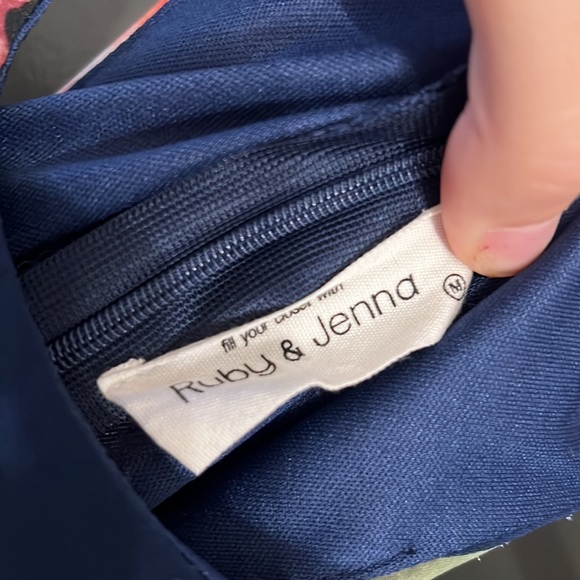 Floral Romper - Picture 2 of 3